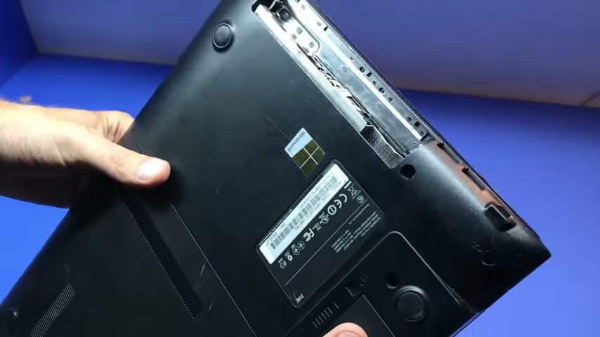 апгрейд ноутбука toshiba satellite р875, ноутбук, паккард белл ноутбук извлечь батарею из, как снять аккумулятор с ноутбука паккард белл, жесткий диск на тошиба сателлит