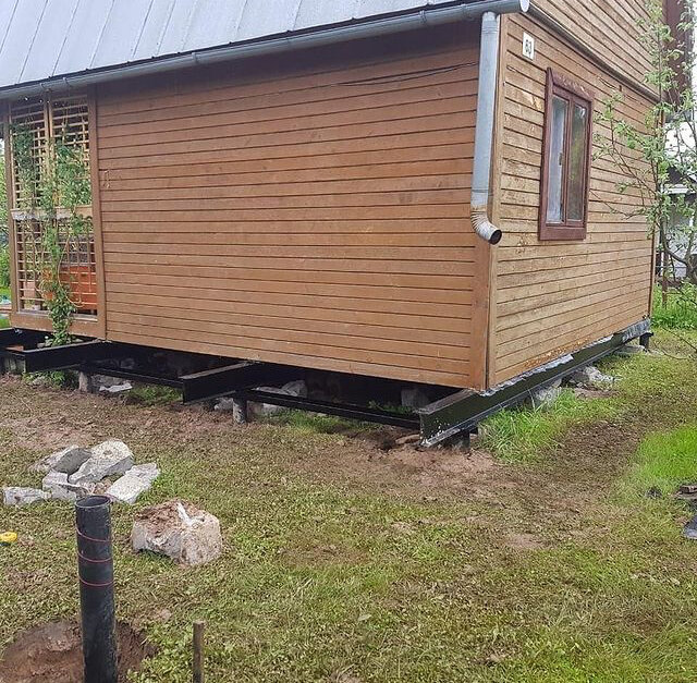 Ремонт фундамента с подъемом домов