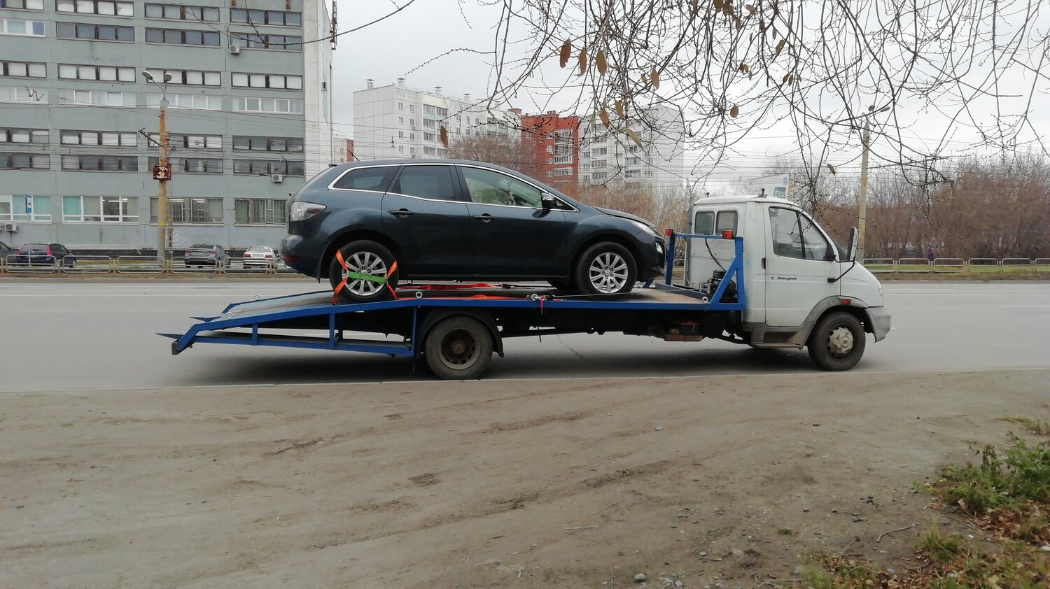 эвакуатор, эвакуатор 3957j3, длинный эвакуатор, эвакуатор с подкатной тележкой, т4 эвакуатор