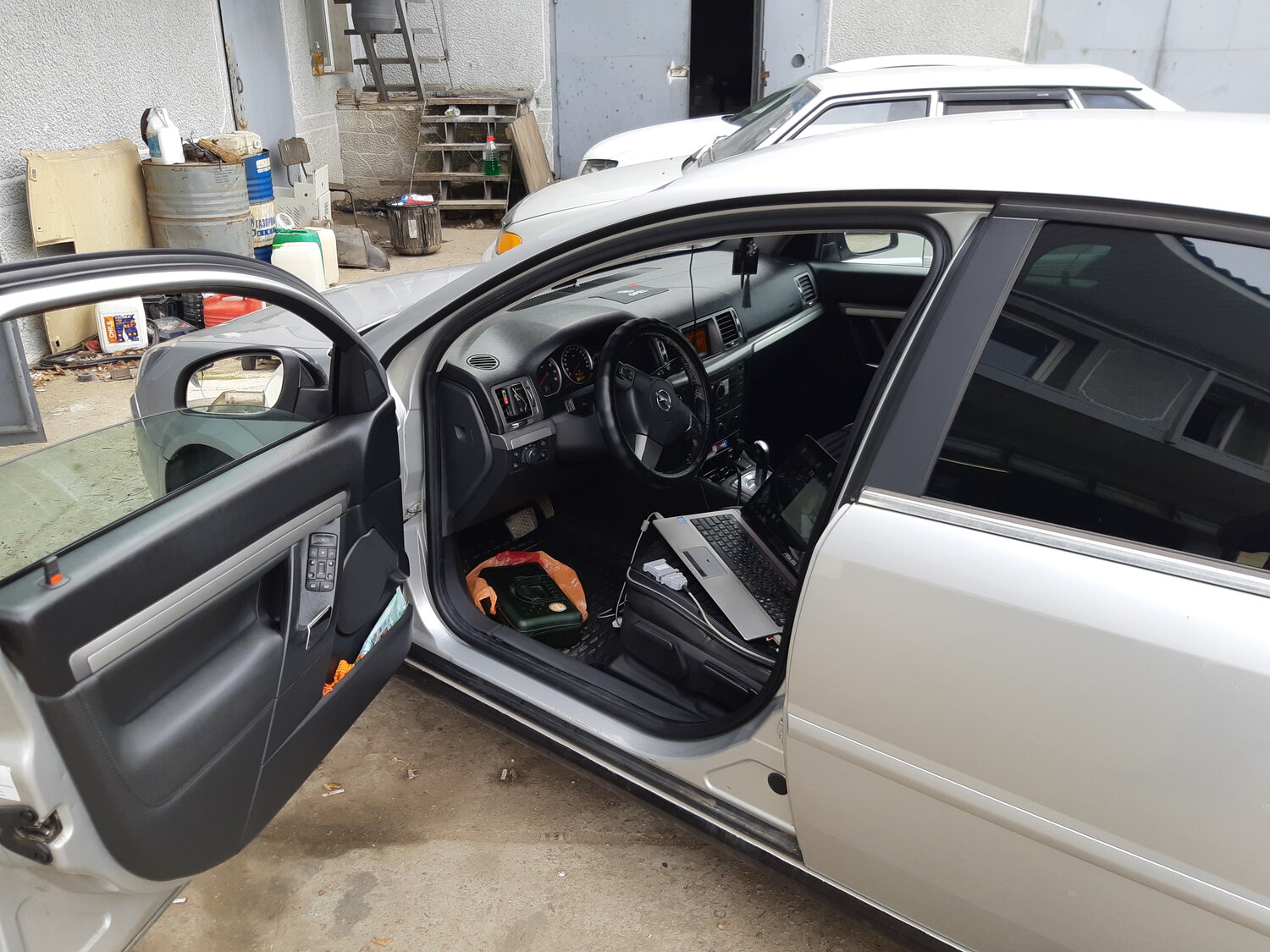 автомобиль, авто, легковой автомобиль, rover 75 темный салон, фольксваген пассат б6 2.0 турбо