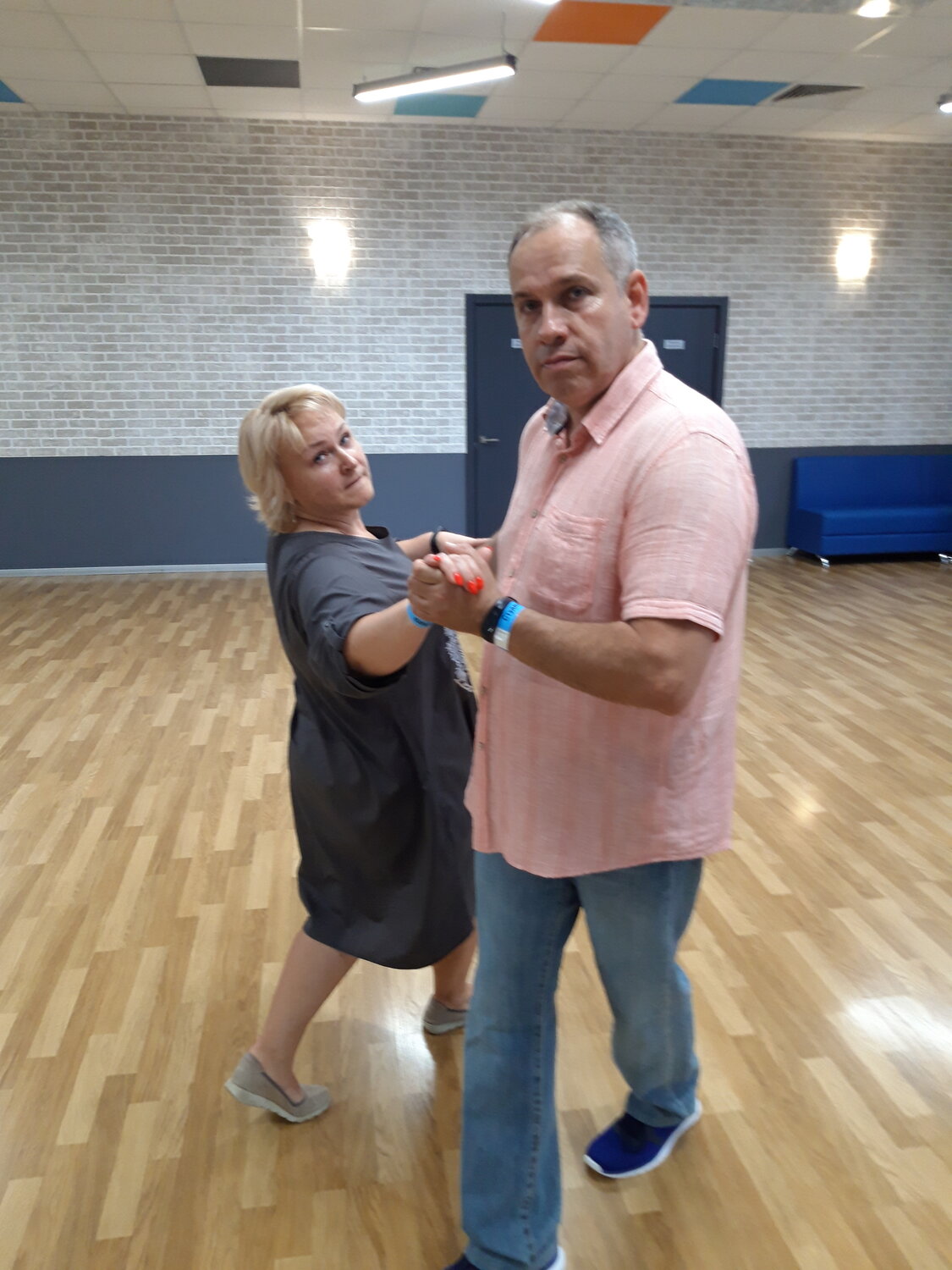 школа танца, танец, парный танец, уроки танго для начинающих, человек