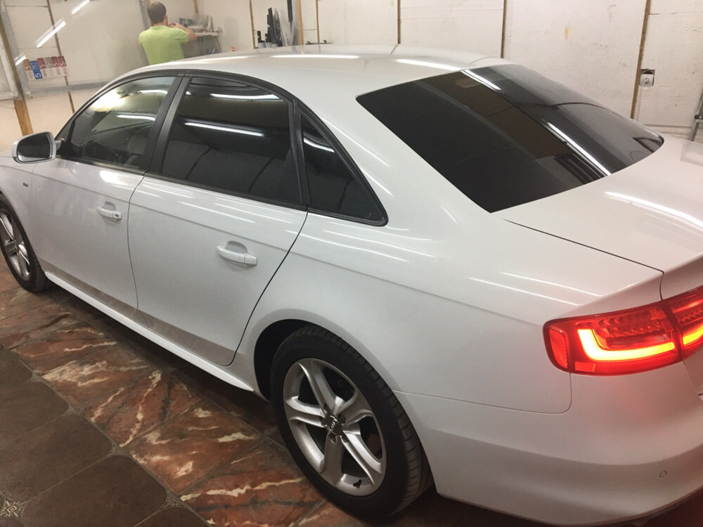 тонированная ауди а4 2013, ауди а4 в8 тонировка, audi a4 b8 рестайлинг белая тонированная, автомобиль, авто
