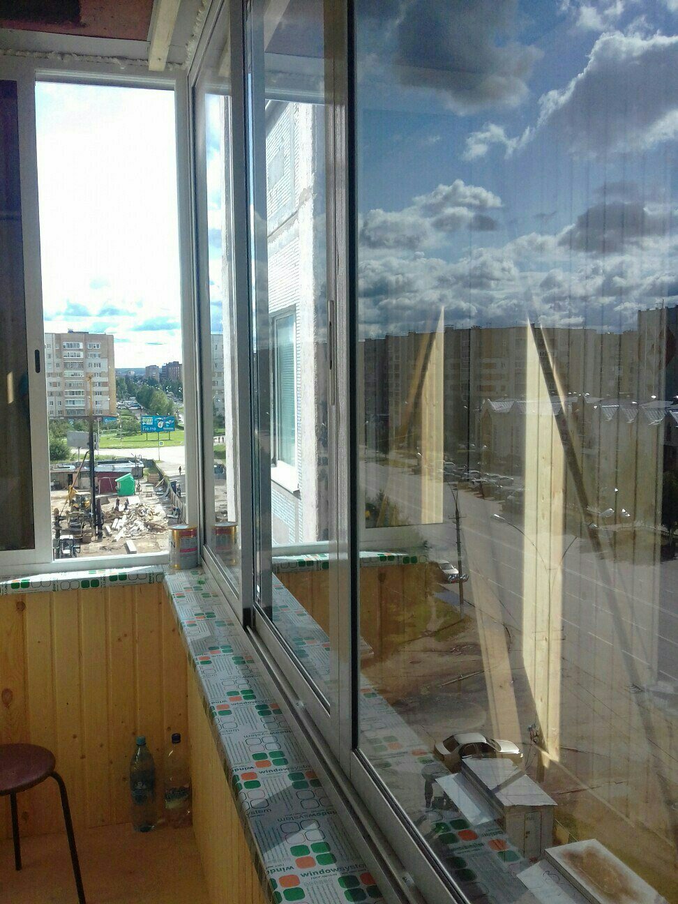 алюминиевое остекление балкона, холодное остекление лоджий алюминиевым профилем, остекление балконов и лоджий, остекление балконов, застеклённая лоджия стеклопакетами