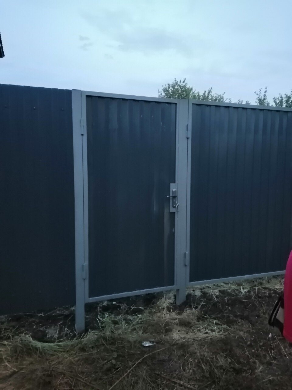 забор из профнастила, ворота из профлиста антрацит, забор из профлиста комбинированный, забор из профлиста, ворота из профлиста зеленые