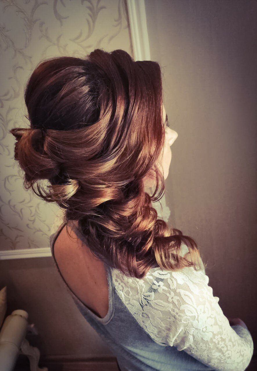 романтические прически, причёска, девушка, прически на выпускной хвост, hairstyles