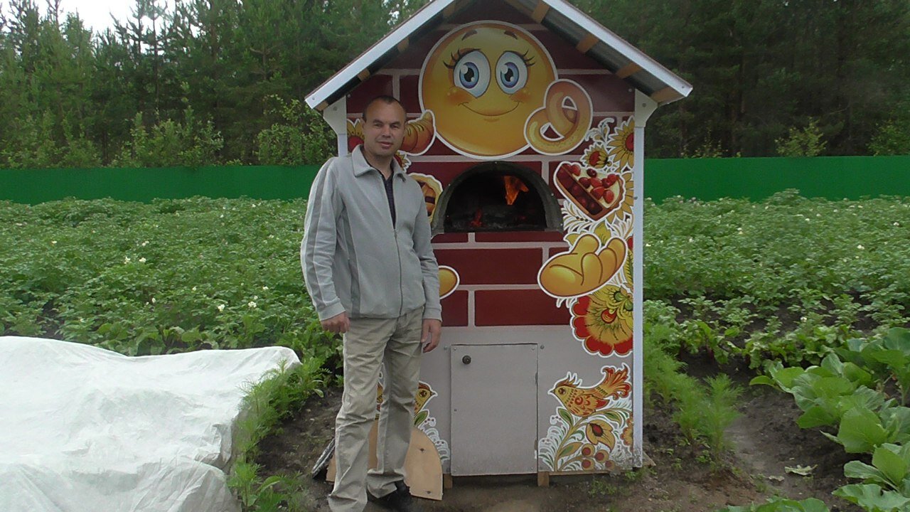 человек, детский домик для внучки на даче, на даче, прикольные дачные домики, домик детский игровой