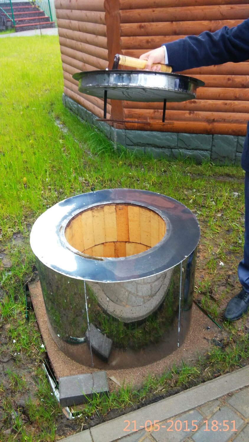 фурако железный чан, металлическая крышка для колодца, чан фурако, самоделки для дачи, уличная купель с печкой