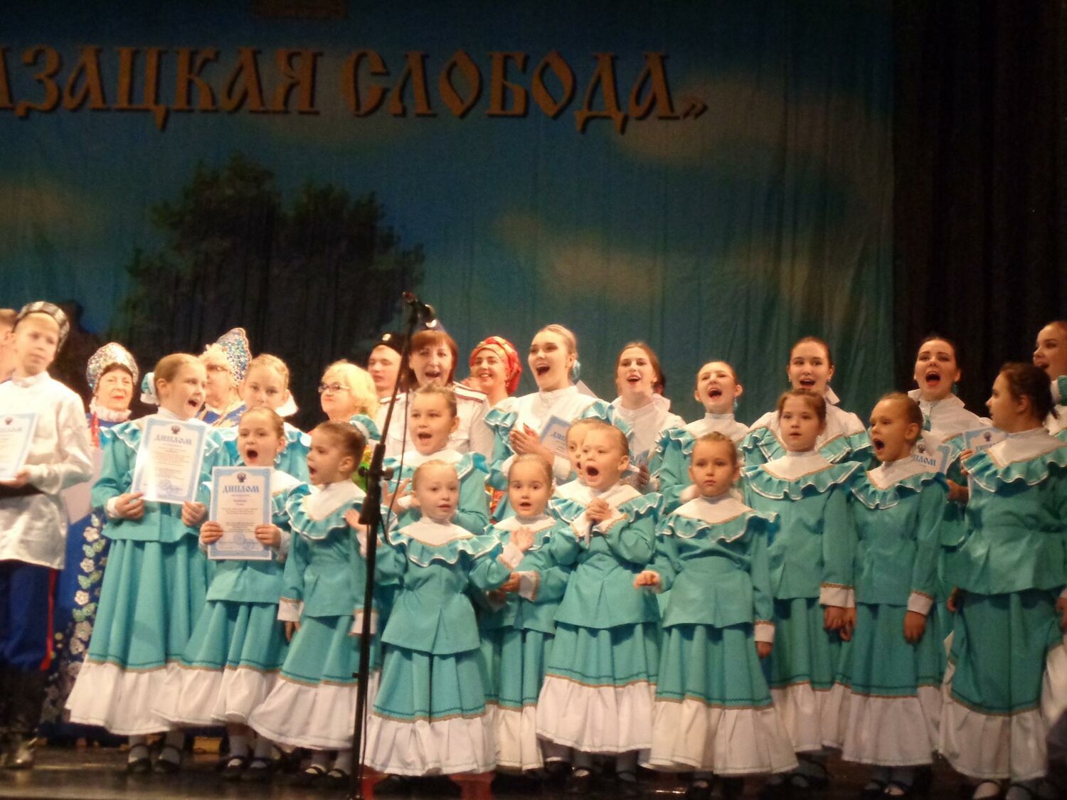хор, самарский хор, ансамбль, народный хор котовчанка участники, хор кантилена зеленоград