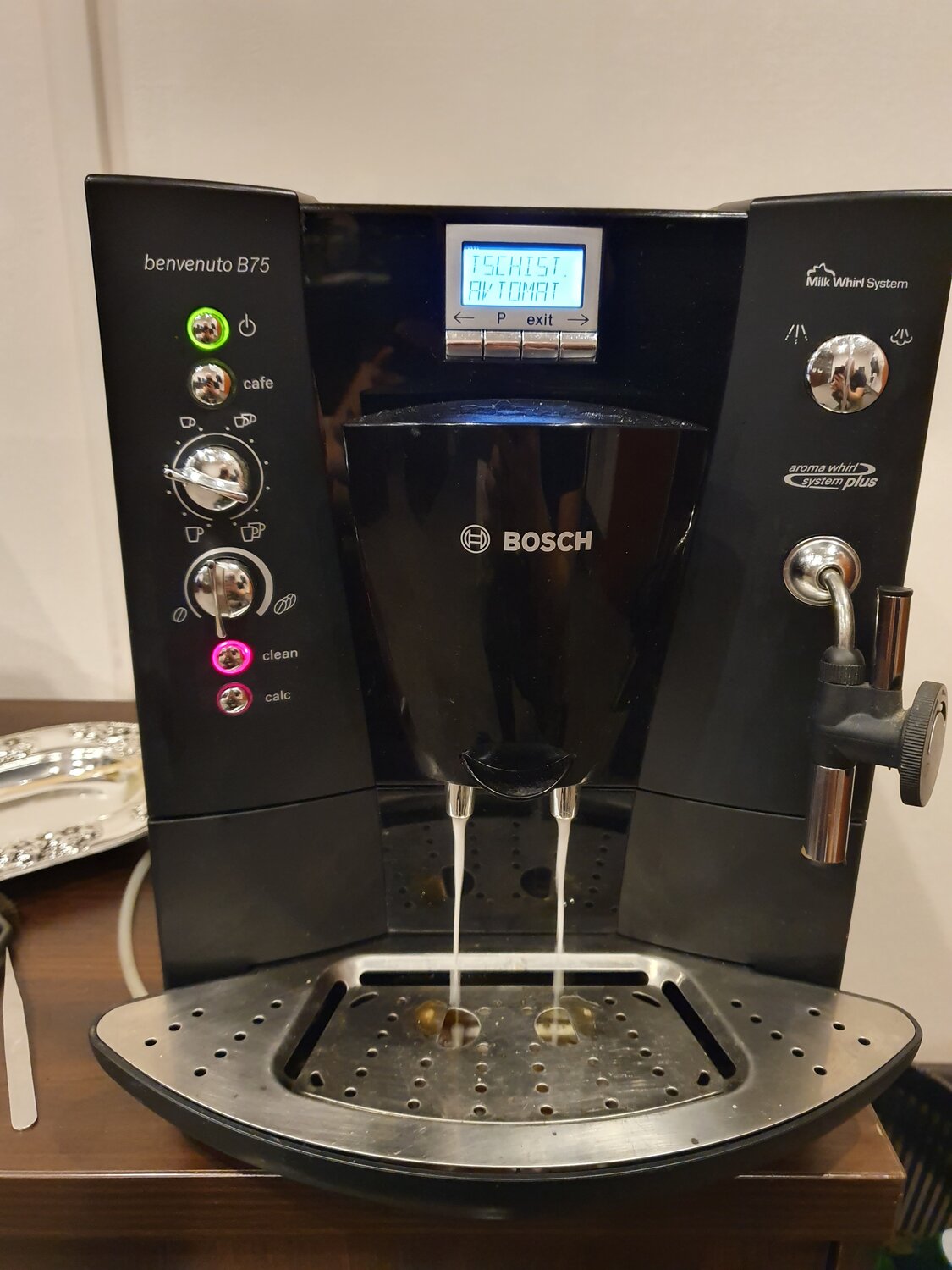 кофемашина bosch benvenuto b75, кофемашина bosch, кофемашина bosch benvenuto b20, benvenuto, кофемашина, кофеварка bosch benvenuto b75 tca 6809