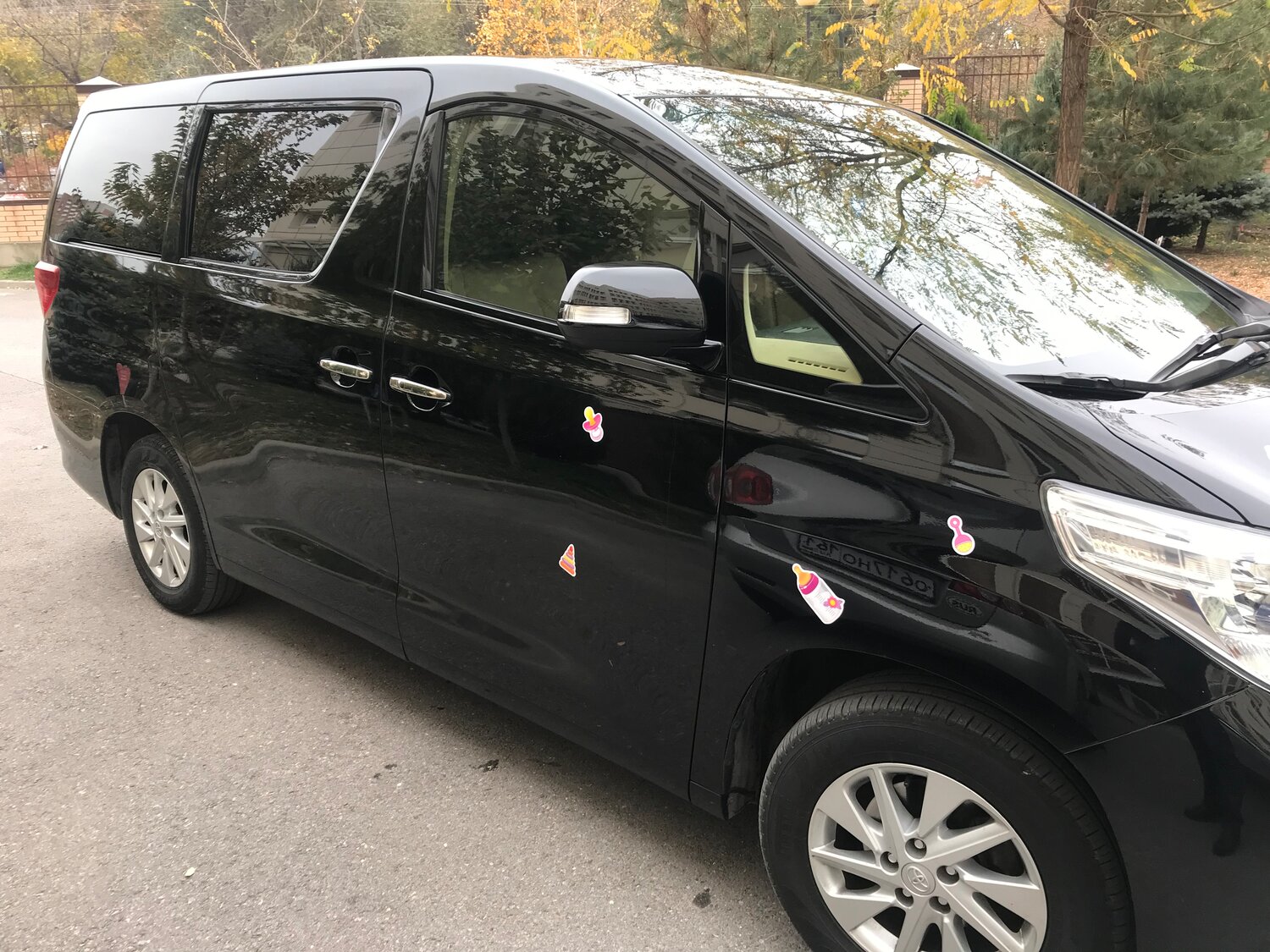 toyota alphard 2011 года черная, toyota alphard 2012, автомобиль, nissan nv200 минивэн черный, toyota alphard 2011 3.5 v6 lhd