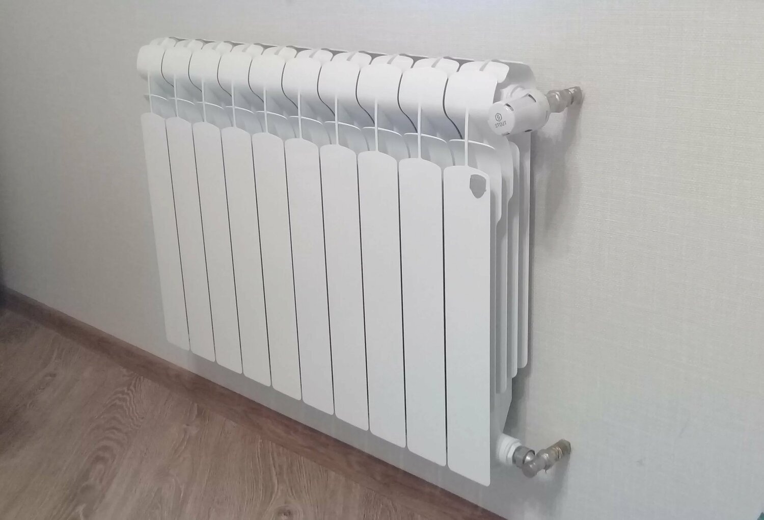 радиатор биметаллический royal thermo indigo, биметаллический радиатор royal thermo vittoria 500, радиатор биметаллический royalthermo indigo super 500, радиатор алюминиевый royalthermo revolution 500, радиатор рифар флип 500