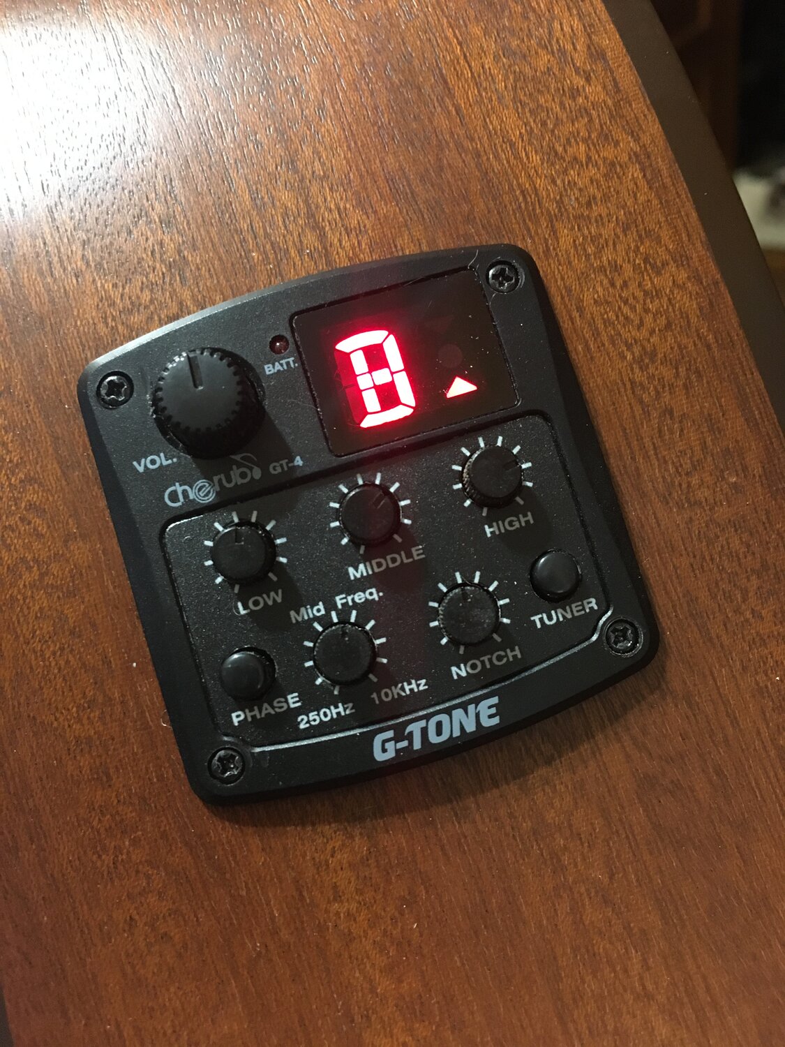 cherub gt-4, cherub gt-5 tone, gt-5 гитарный эквалайзер цифровой, cherub gt-3 гитарный эквалайзер цифровой 4-х полосный, tone