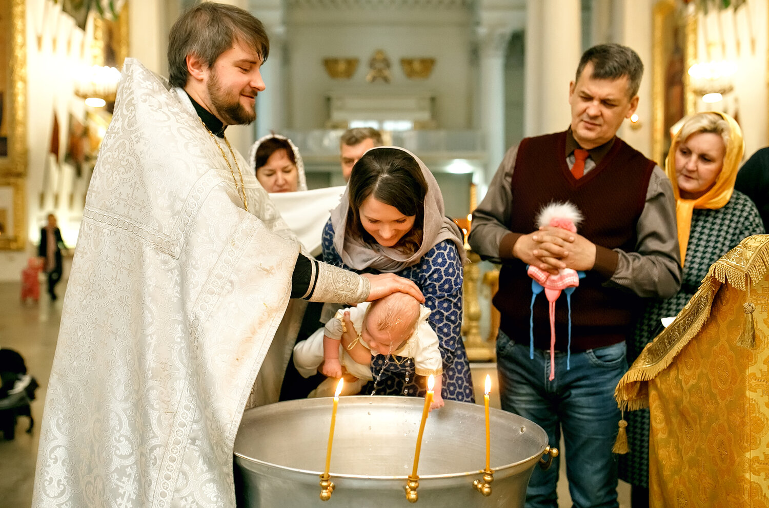 крещение ребенка, крестины, таинство крещения, крещение в церкви, крещение детей в церкви 5 лет