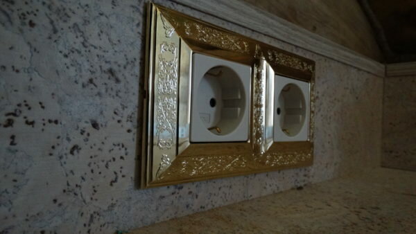 розетки werkel в интерьере, wl03-skg-01-ip20-ivory розетка с заземлением (слоновая кость) werkel, gira classix латунь розетка, розетка, розетка werkel wl01-skg-01-ip20,16а, с заземлением, белый