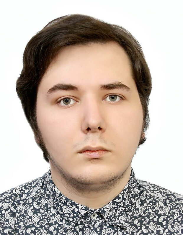 Алишер Ларин