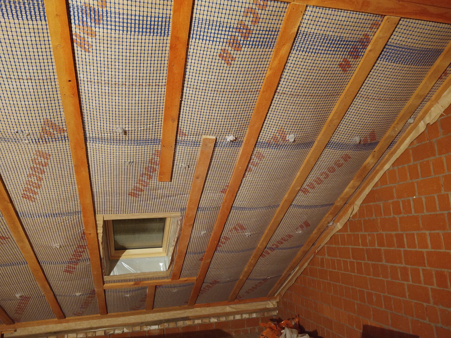 Эковата утеплитель для кровли мансарды - 80 фото