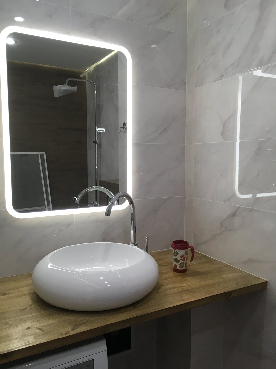 зеркало с подсветкой, зеркало для ванной, зеркало lucia led 550*800, зеркало с подсветкой art&max genova am-gen-800-800-ds-f, ванная комната