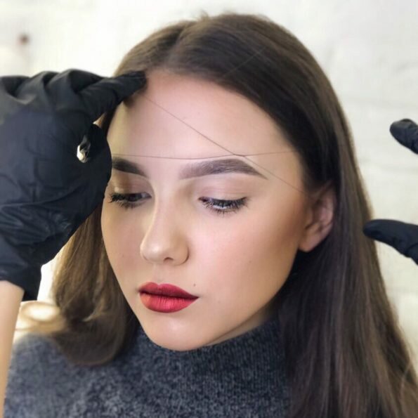 девушка, макияж, девушки, визажист, моделирование бровей