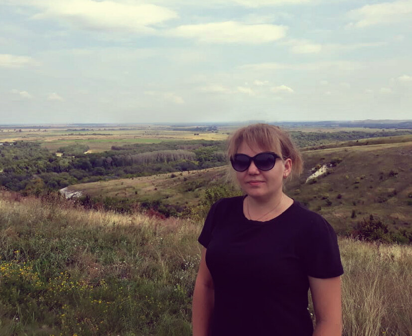 Юлия Попова