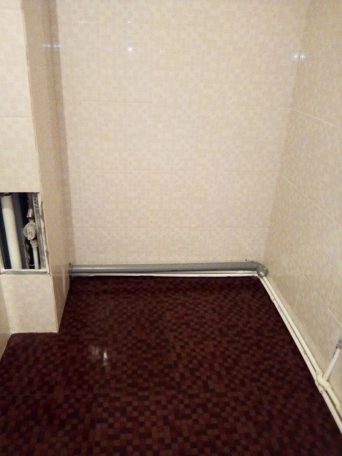 пол, квартира, напольное покрытие, ковролин, комната
