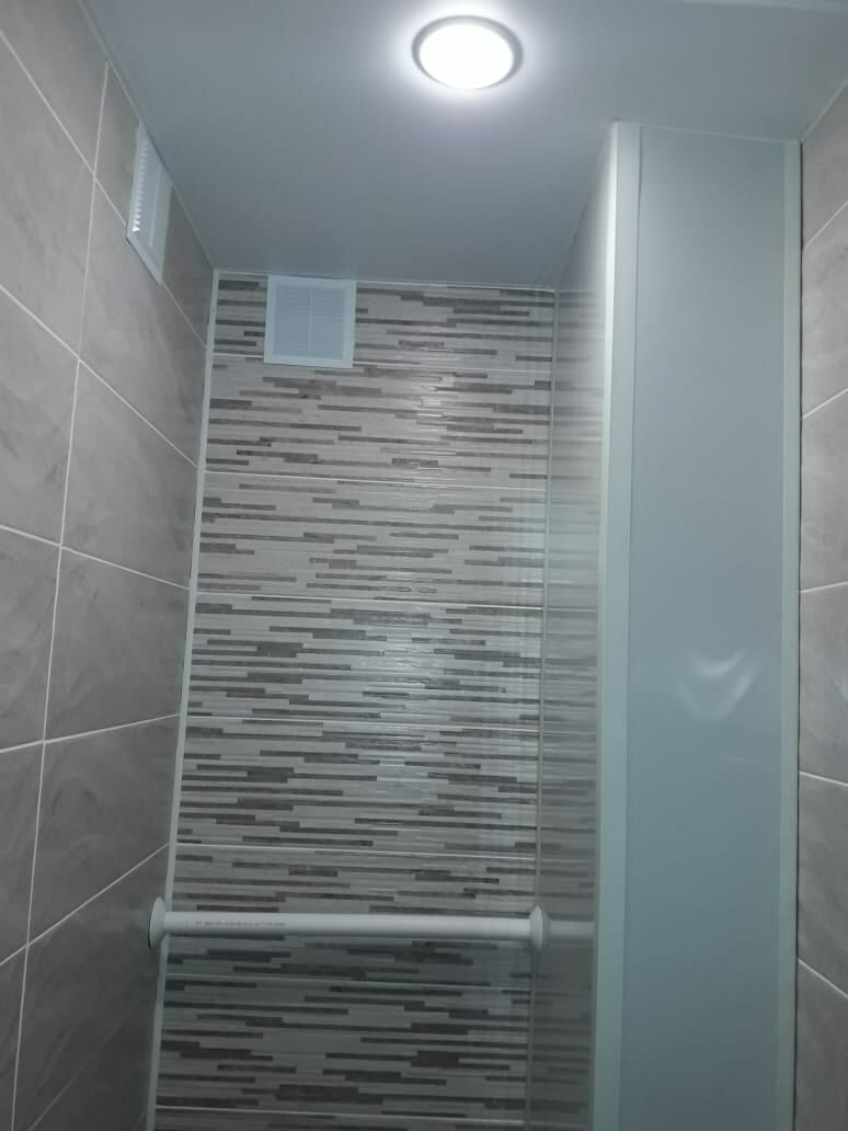 ванная комната, премиум отделка облицовка плиткой, санузел, kerama marazzi легион темно серый, туалет