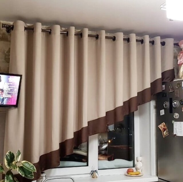 ламбрекен на люверсах для кухни, шторе, штора на люверсах элвин 930442, тюль на люверсах на кухню, шторы на косой карниз на люверсах