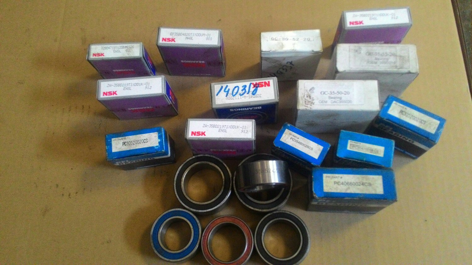 skf bah 0235-a подшипник вольво, подшипник skf 6205, подшипник ntn 6303lluc3, подшипник nsk 6202dg8, комплект подшипников