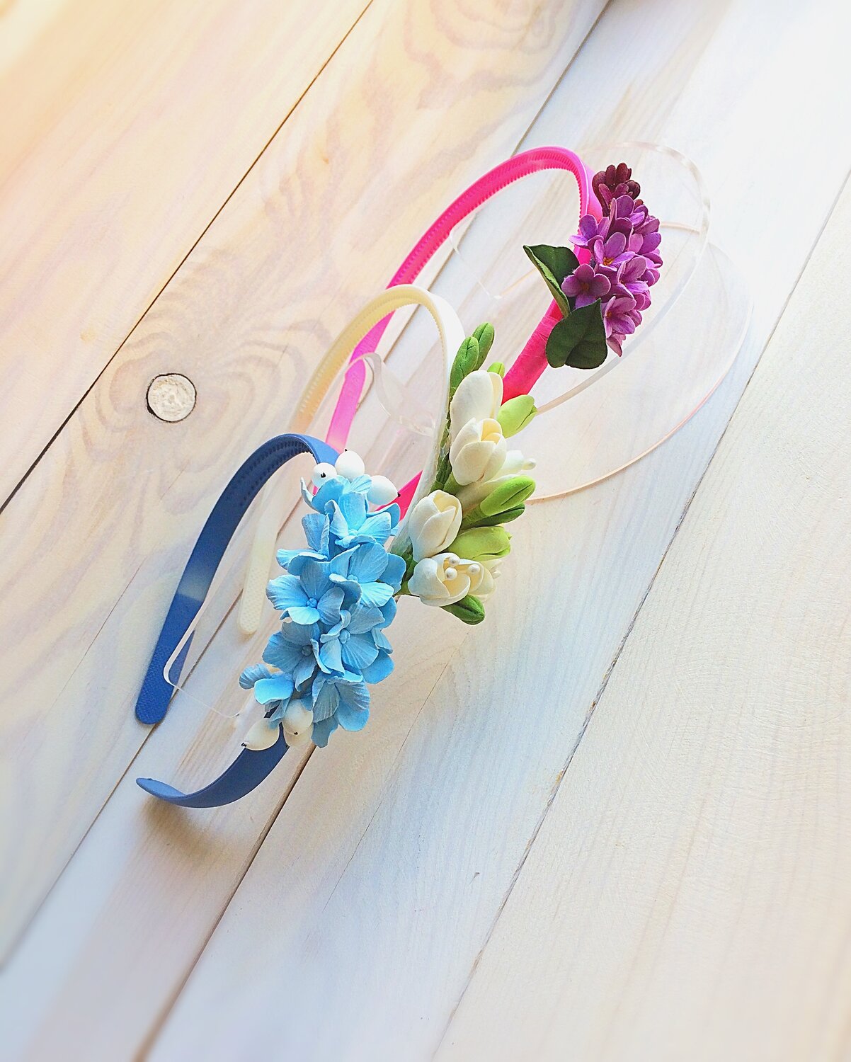 ободок с цветами, ободок, ободок с ушками и цветами, ободки для волос ручной работы, обруч из фоамирана