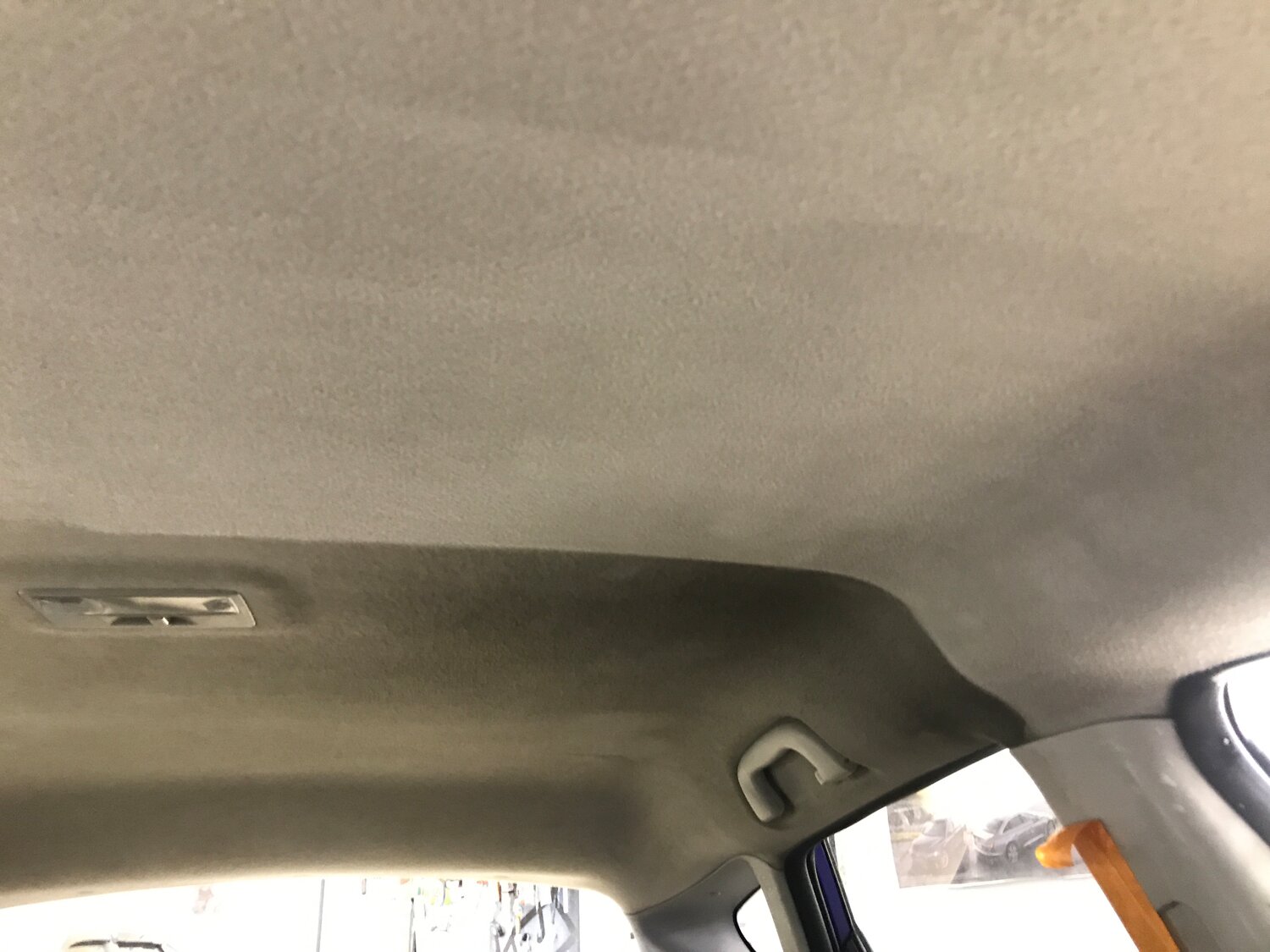 материал для потолка автомобиля, химчистка потолка автомобиля, потолочная ткань для потолка авто, грязный потолок в машине, потолок