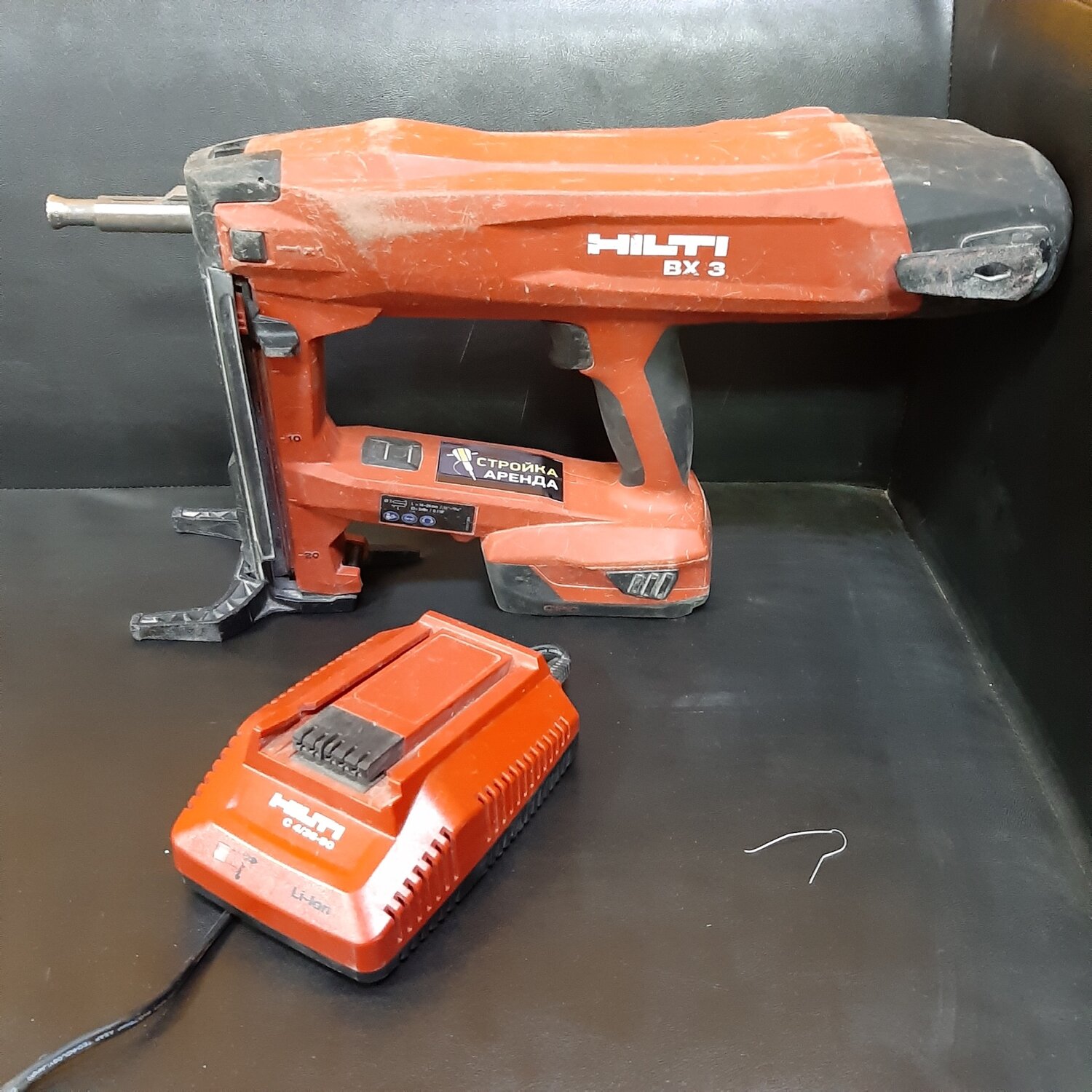 аккумуляторный монтажный пистолет hilti bx3, аккумуляторный монтажный пистолет по бетону хилти, монтажный пистолет hilti bx3, аккумуляторный пистолет хилти монтажный, монтажный пистолет хилти аккумуляторный bx3