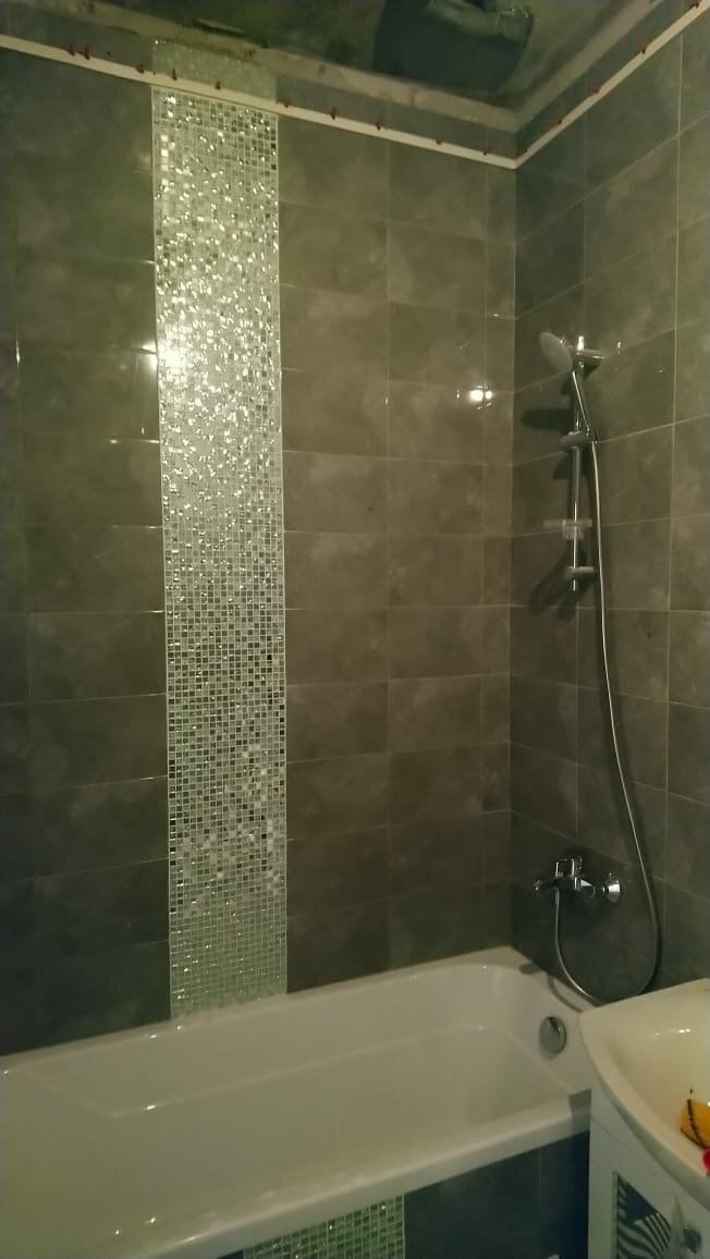 ванная комната, санузел, душевая кабина из мозаики, ванна, фоскари плитка керамин