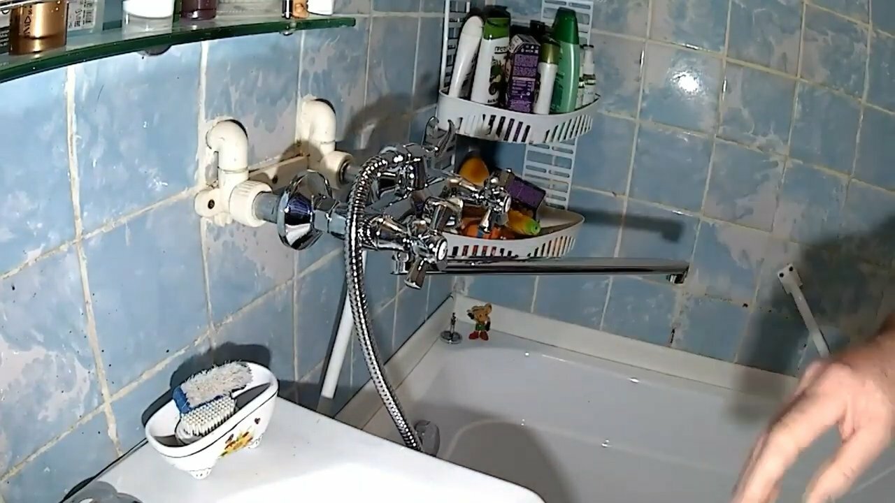 Замена смесителя в ванной