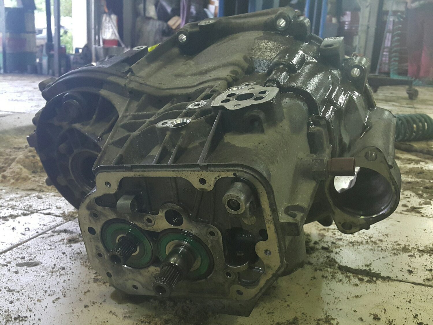 мкпп vw passat b6 4wd, блок двигателя agu, блок цилиндров мазда 626 fe, opel 1.7cdti блок двигателя, коробка передач
