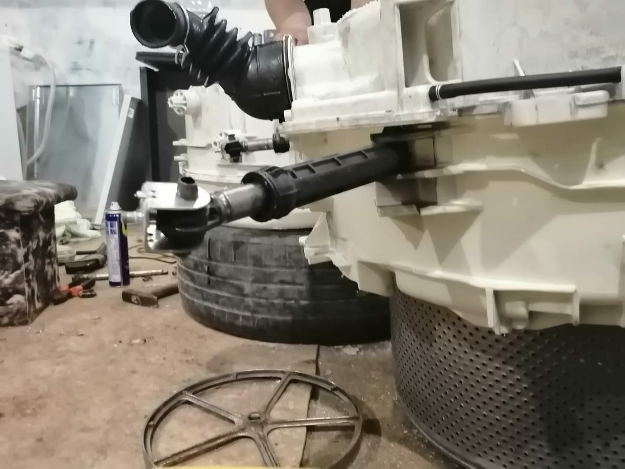 автомобиль, занусси zwg 181 барабан, передний мост уаз военный трэкол, подушка раздатки тойота фортунер 2006г, wingle электромотор раздатки
