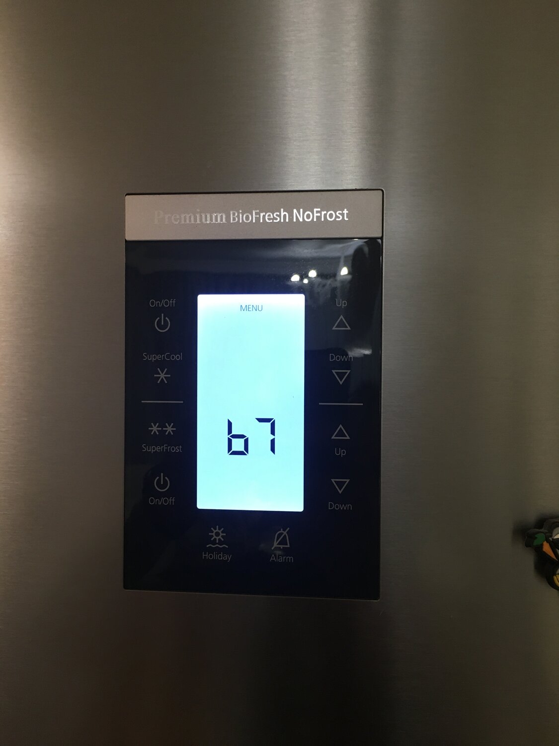liebherr cbnes 3956 premium biofresh, холодильник либхер кнопка alarm, холодильник liebherr cbnes 5156, табло холодильника либхер, холодильник liebherr cn 4056