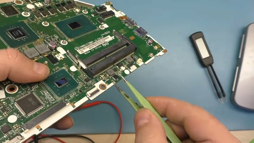 плат, слот для ssd диска на ноутбуке, техника, ноутбук hp spectre 13-4103dx x360, x751ld перегревается процессор