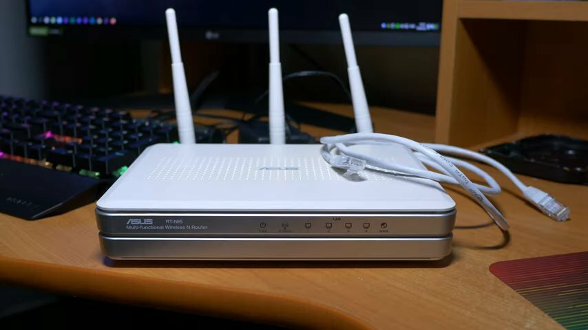 wi-fi роутер asus rt-n16, старый роутер asus rt n16, маршрутизатор asus rt-n16 белый 3 антенны, маршрутизатор, роутер асус rt-n16