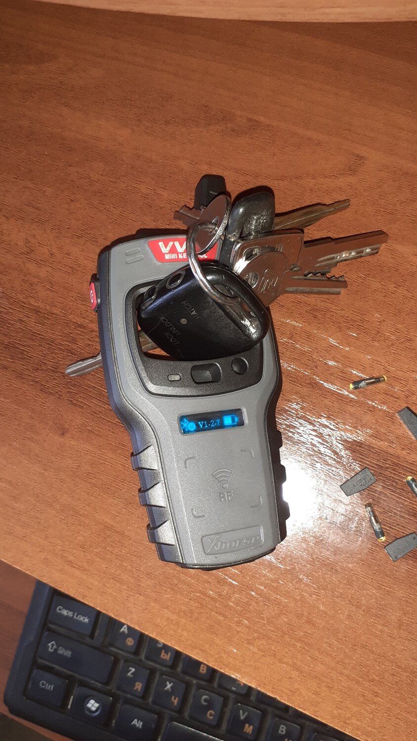 супер чип vvdi, xhorse vvdi mini key tool, vvdi key tool, vvdi keytool подставка под чип, vvdi для прописки ключей