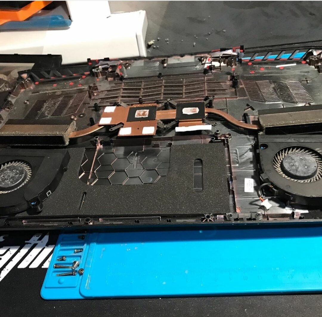 1050 ti для ноутбука, asus rog gx800, predator helios 300 ssd, ноутбук, ноутбук внутри