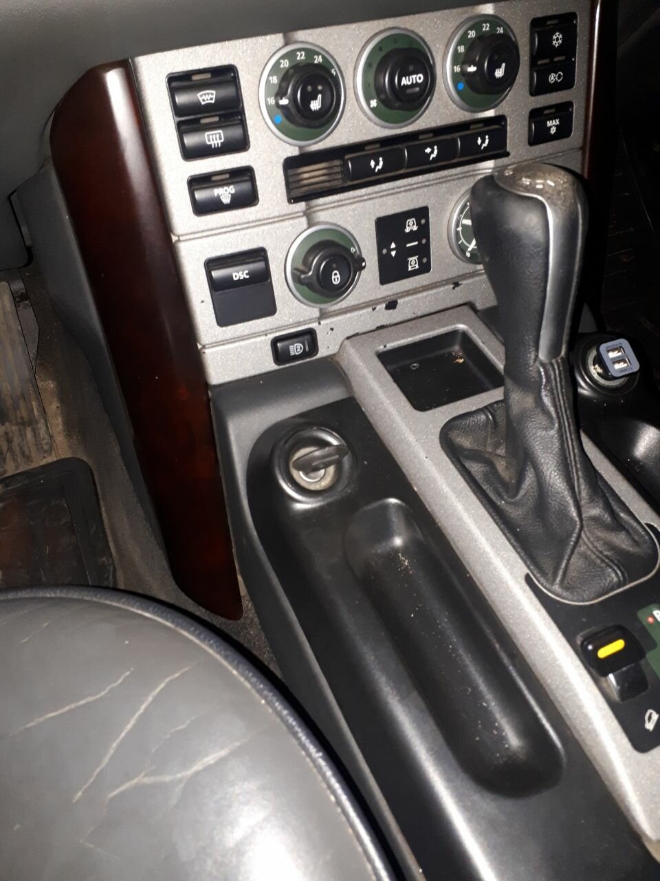 рычаг акпп форд ф150, покраска салона рендж ровер, range rover l322 салон, ручка акпп ауди а8 d4, range rover