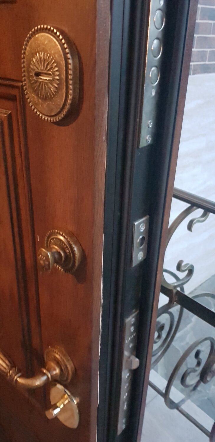входная металлическая дверь сударь монарх, дверь входная металлическая, стальные двери, входная дверь монарх, входная дверь премиум