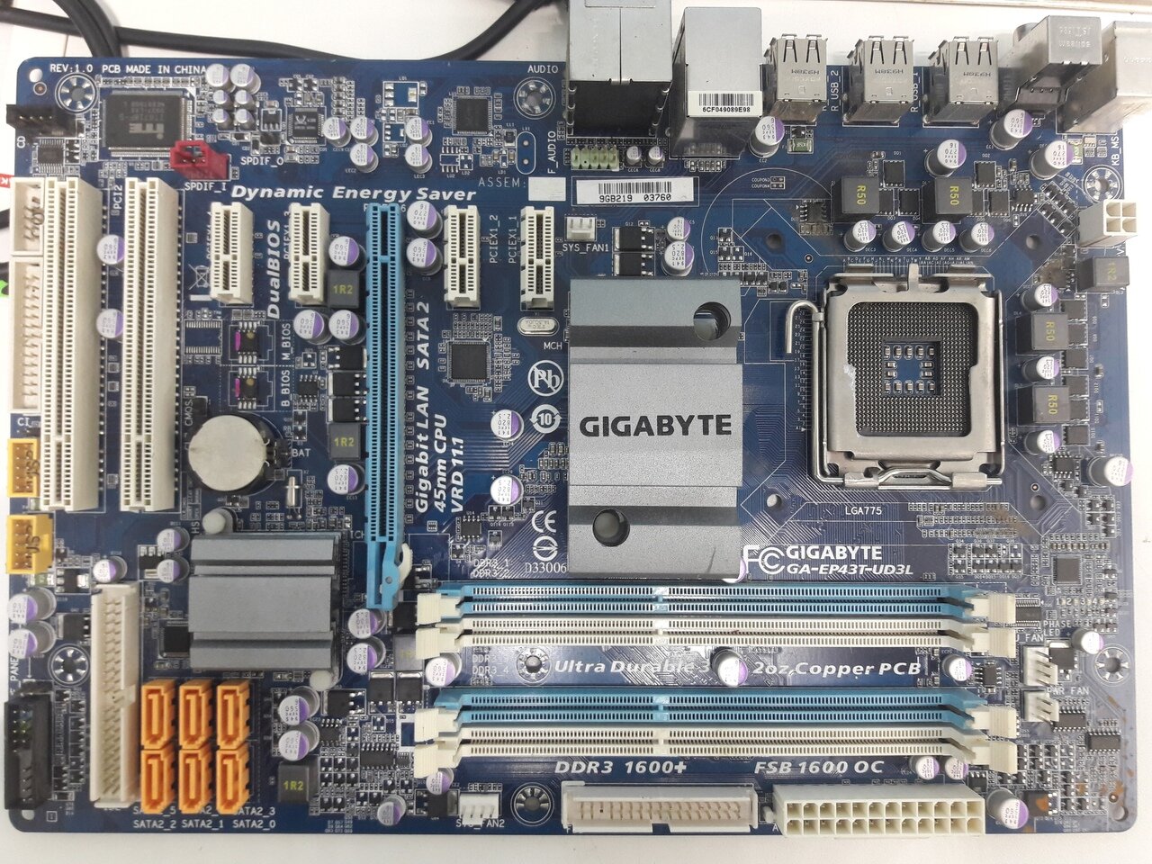 материнская плата gigabyte ga-ep45-ds3, материнская плата gigabyte ga-ep45t-ud3lr, материнская плата gigabyte ga-ep45-ud3lr, материнская плата gigabyte 775 сокет ddr3, материнская плата gigabyte 790