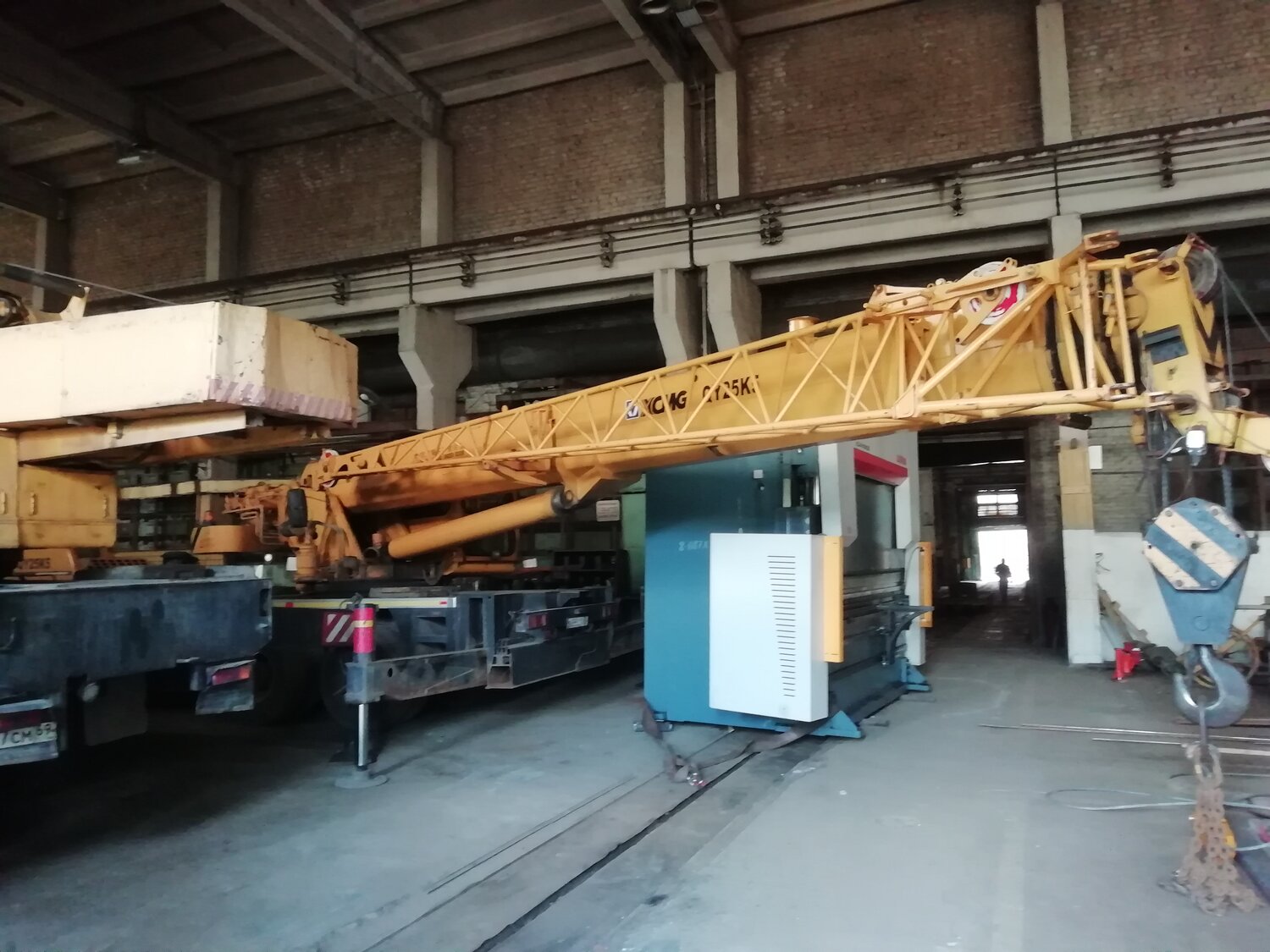 кран liebherr 1200 тонн, либхер кран 60т, автокран либхер 1025 ltm, либхер ltm 1095, либхер ltm 1055