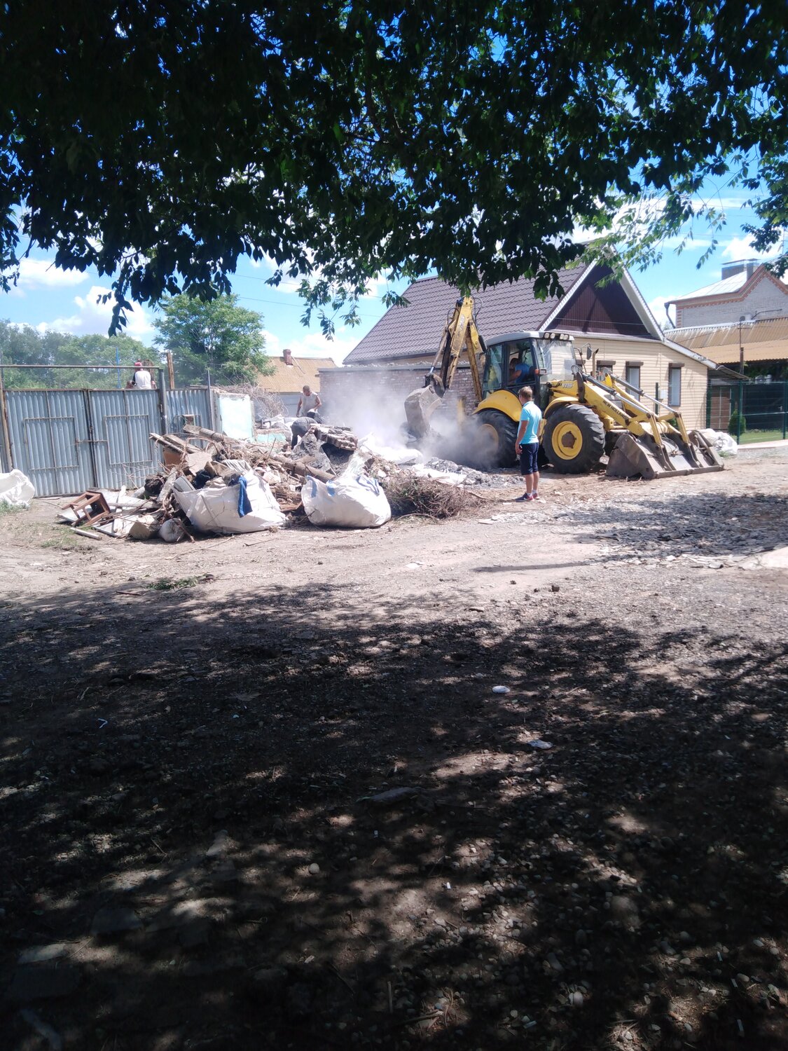здание, техника, участок, спецтехника, сквер
