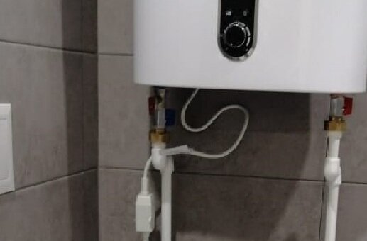 подводка труб к газовой колонке, подводка воды к газовой колонке, водонагреватель, полипропилен к водонагревателю, обвязка газового котла protherm
