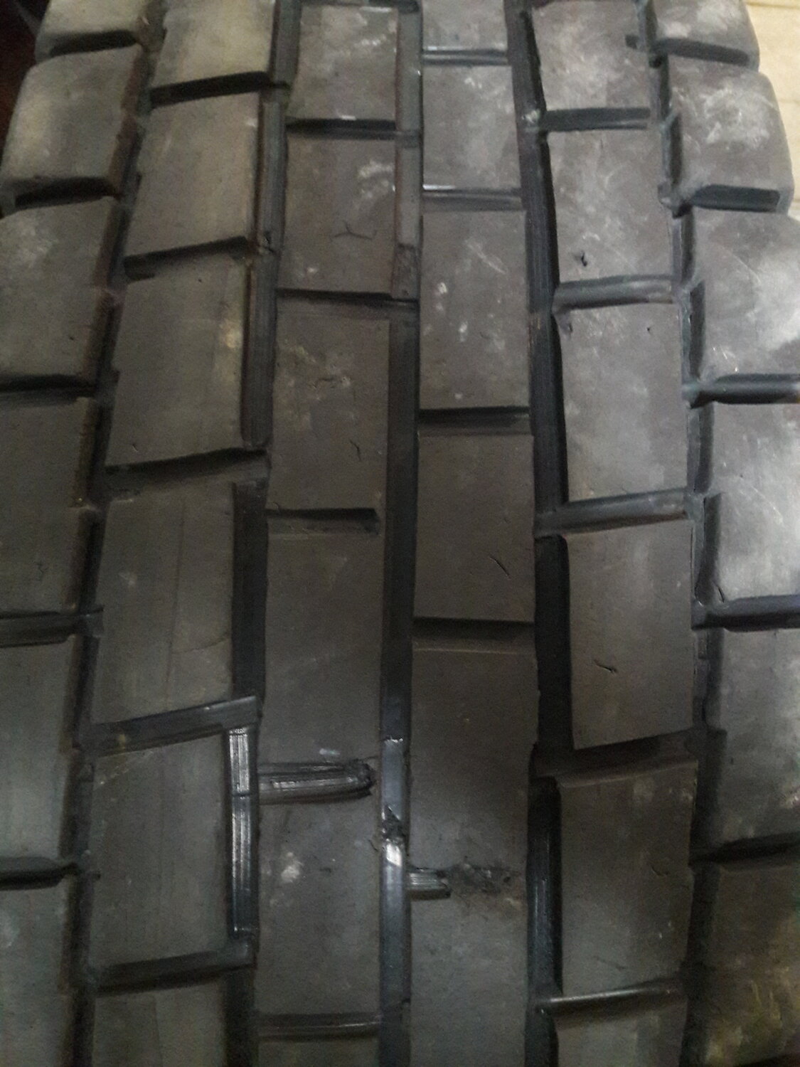 автошина 315/80r22,5 o'green ag 688, грузовая резина бриджстоун 315/70 r22.5, карьерная резина 315 70 22.5, колёса наварка 315 70 22.5, continental hdr+ 315/70 r22.5