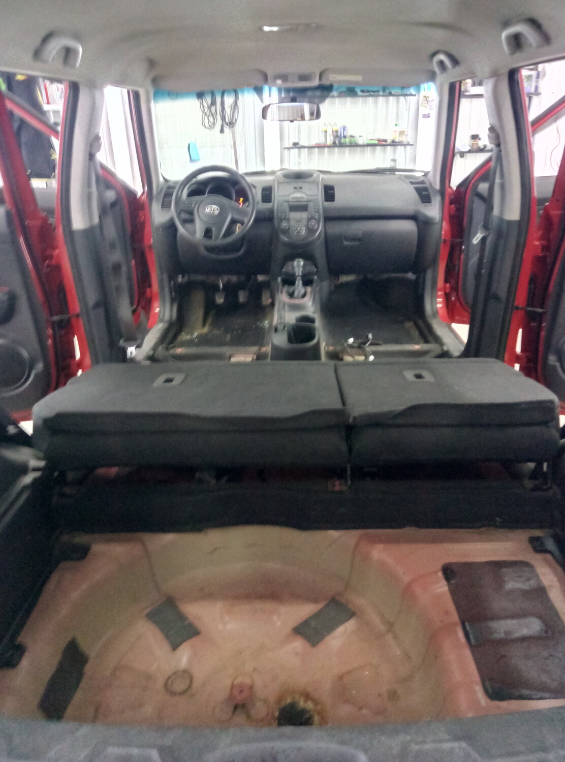 ковёр салона mitsubishi colt 3, шумоизоляция хонда элемент, тойота виш 2010 шумка, трансформация салона паджеро 4, шумка тойота виш