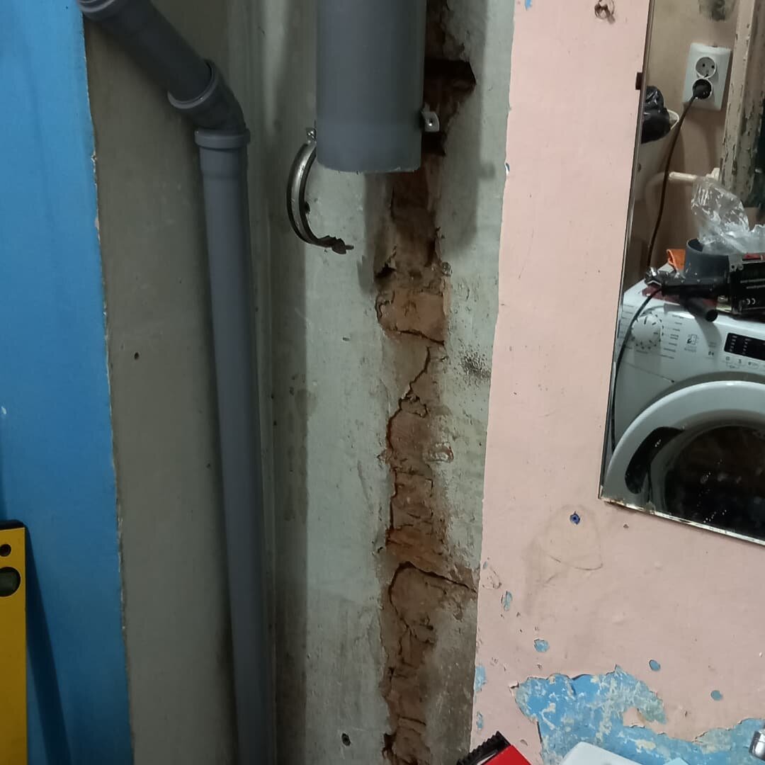 стояк водоснабжения, газовая труба в квартире, канализационный стояк, канализация в квартире, перенос газовой трубы в квартире
