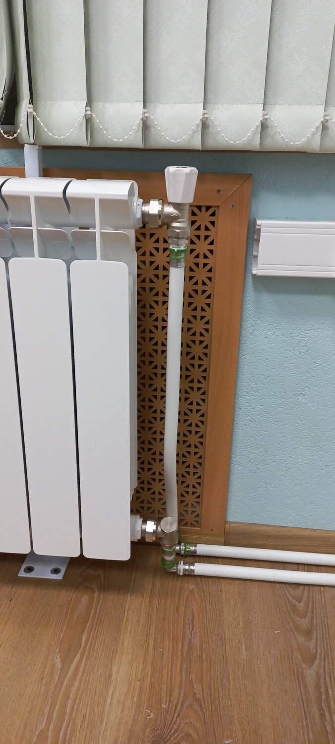 регулируемые батареи отопления, трубы для батарей отопления, радиаторы отопления, биметаллический радиатор, батареи рифар с нижней подводкой и байпас