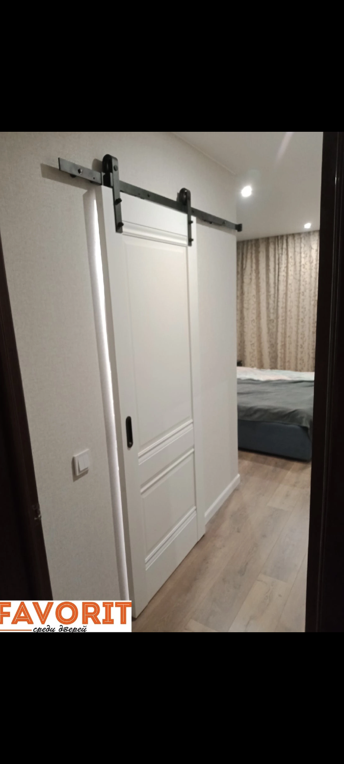 амбарная дверь barn door 100, раздвижные двери, амбарная дверь, амбарная дверь белая, раздвижная амбарная дверь белая в гардеробную